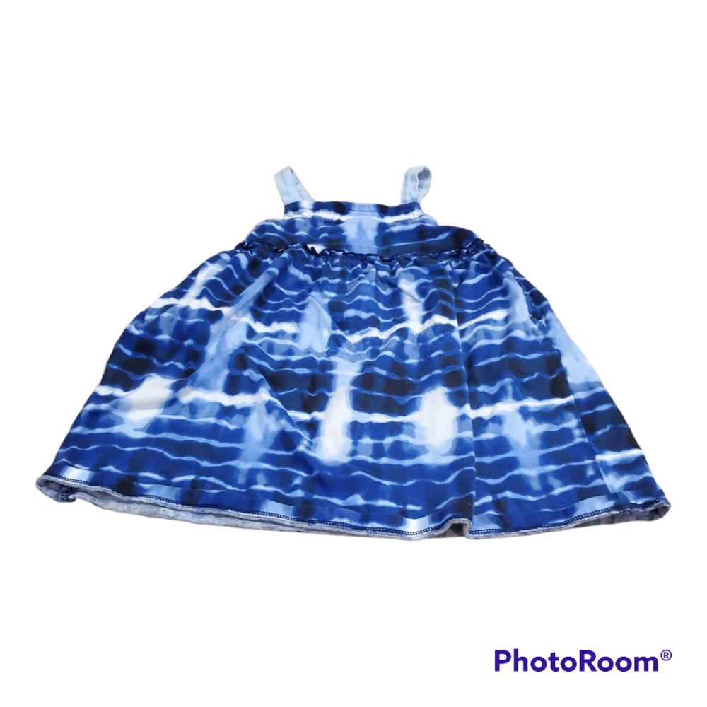 Wonder Nation Dress 3T This pre-loved adorable dress has a tie-dye vibe.
